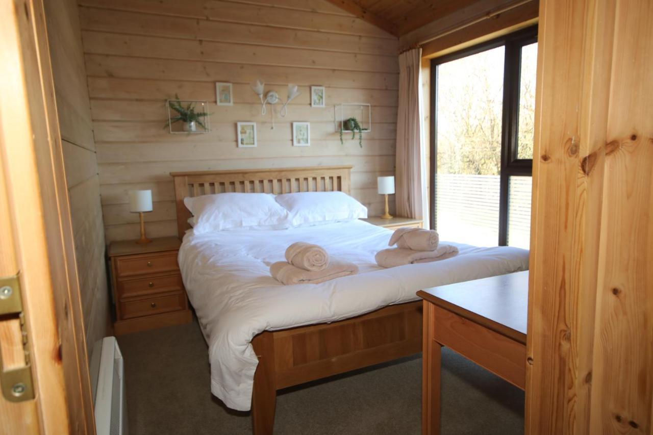 Hartland Hideaway Lodge Woolfardisworthy  Eksteriør billede